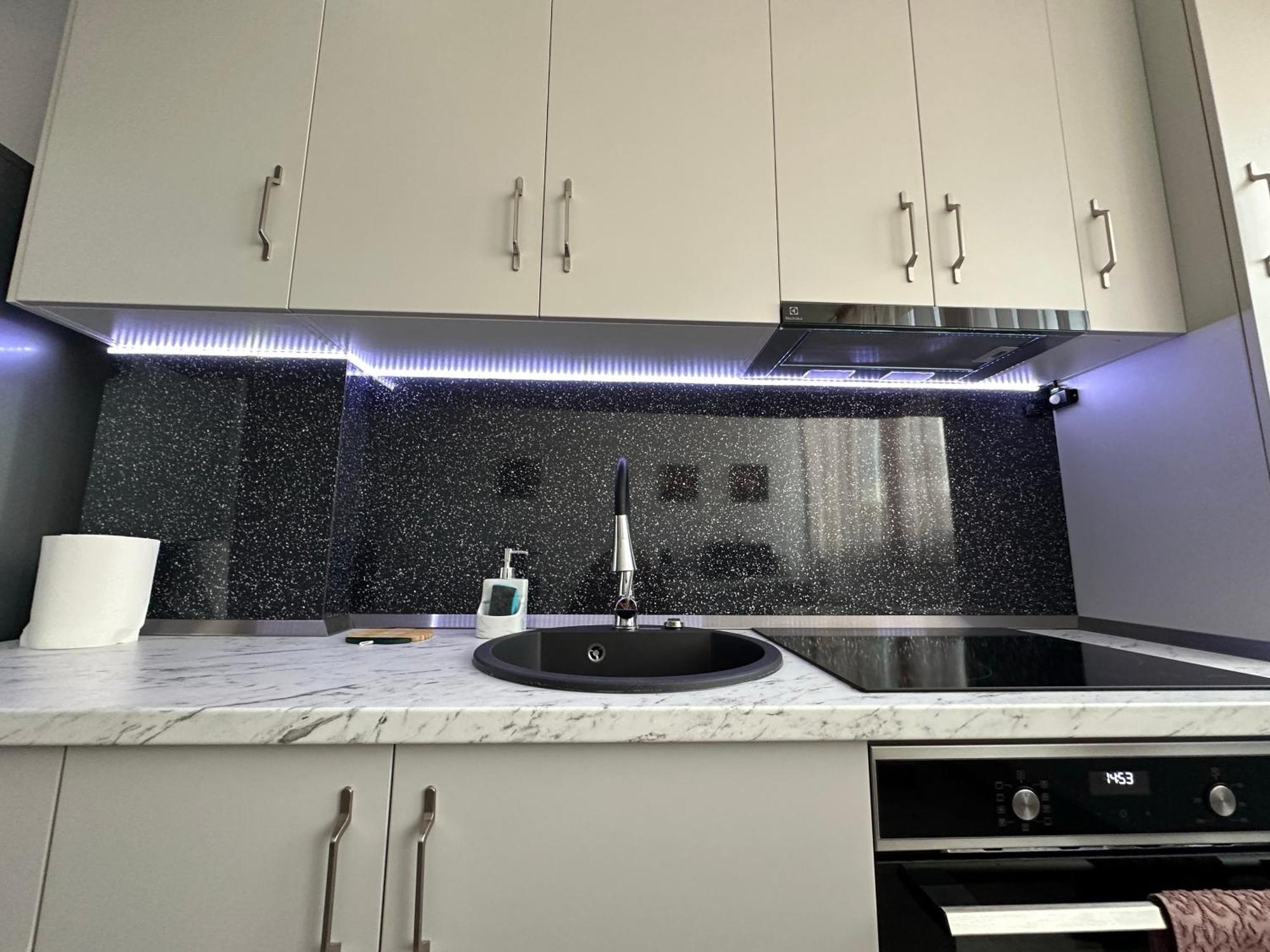 Angela Nordic Apartment. ซูชาวา ภายนอก รูปภาพ